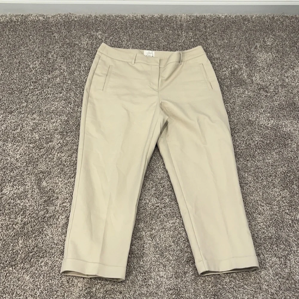 Chico's so slimming crop pants size 10